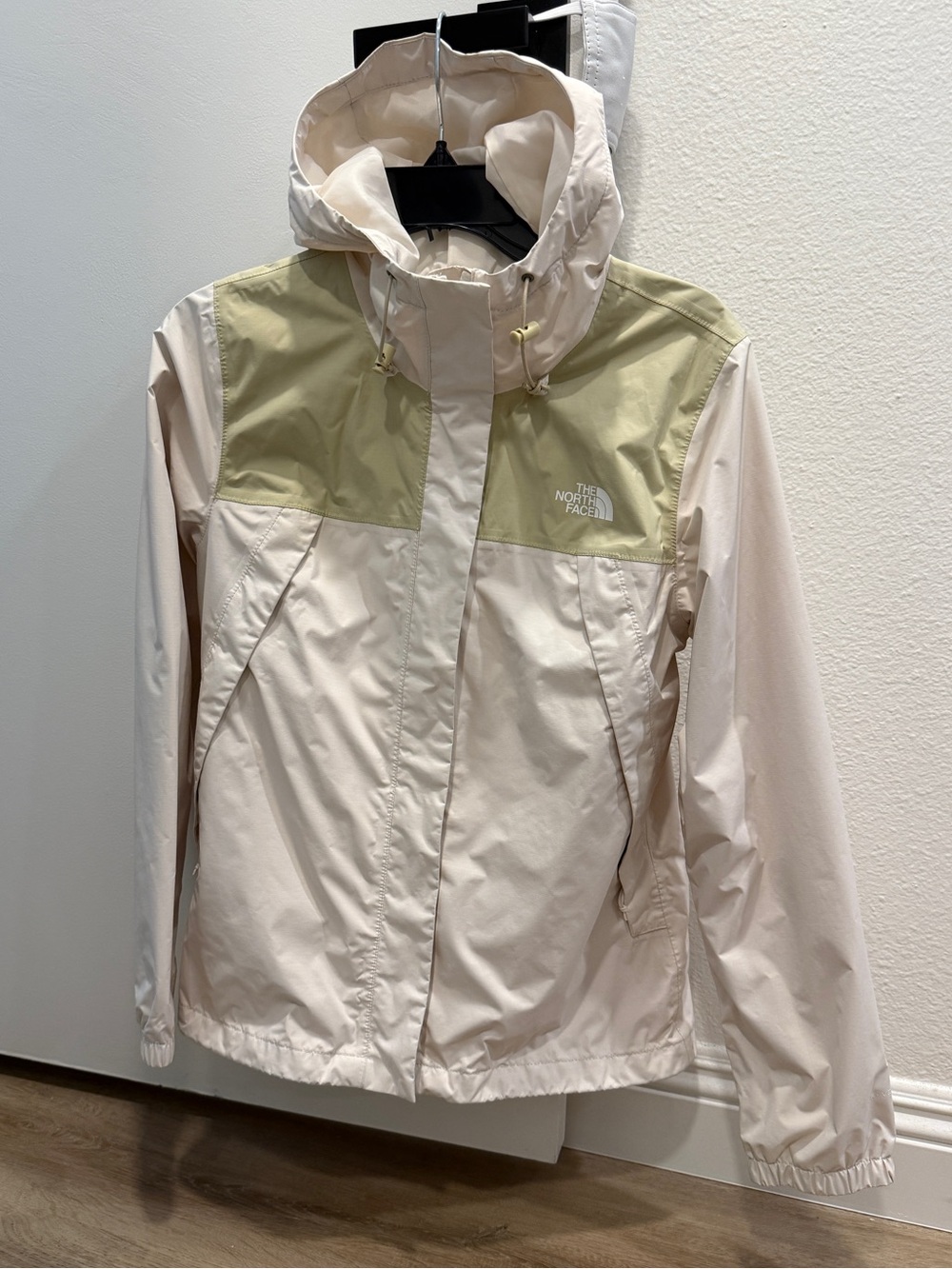 The North Face | Antora Rain Jacket